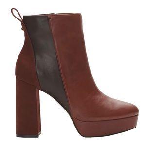 NWT VINCE CAMUTO Gripaula Booties Leather Boots Brown Leather Platforms Ankle